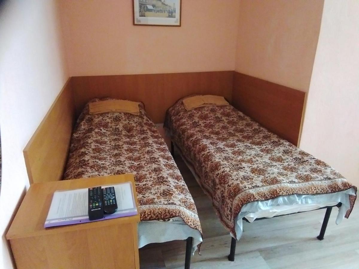 Mini-Hotel Ивано-Франкивск Екстериор снимка